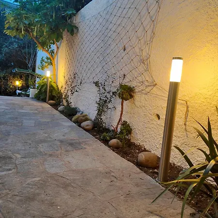 Alishome, Elegante Trilocale Con Vista Mare E Giardino * Sanremo