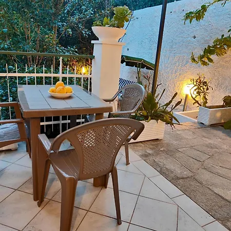 Appartamento Alishome, Elegante Trilocale Con Vista Mare E Giardino Sanremo