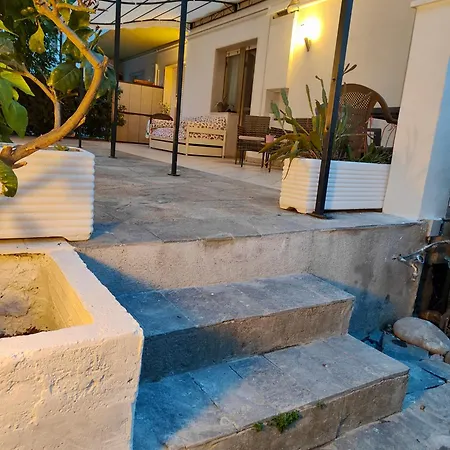 Appartamento Alishome, Elegante Trilocale Con Vista Mare E Giardino Sanremo