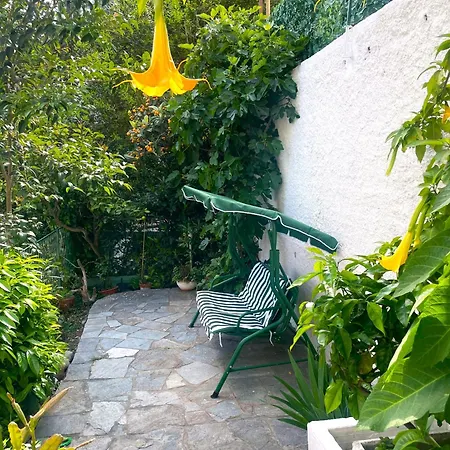 Alishome, Elegante Trilocale Con Vista Mare E Giardino * Sanremo