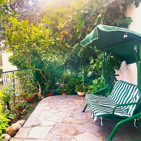 Alishome, Elegante Trilocale Con Vista Mare E Giardino Appartamento