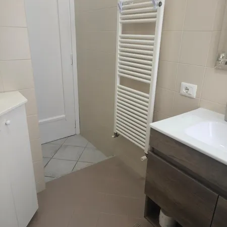Alishome, Apartamento