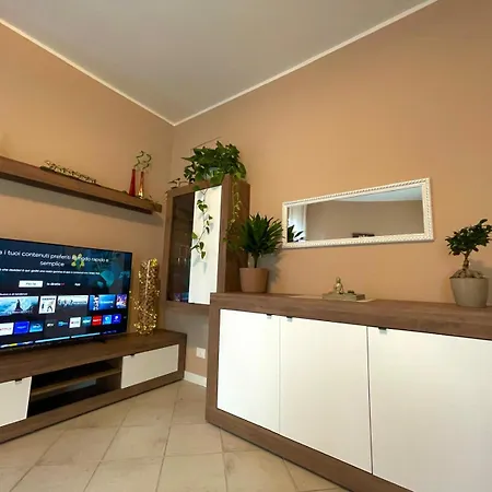 Alishome, Elegante Trilocale Con Vista Mare E Giardino Sanremo