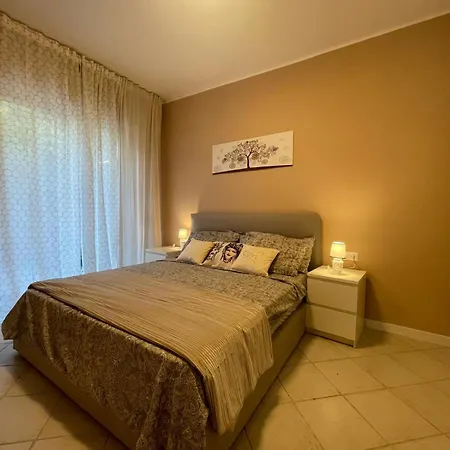 Apartment Alishome, Elegante Trilocale Con Vista Mare E Giardino *