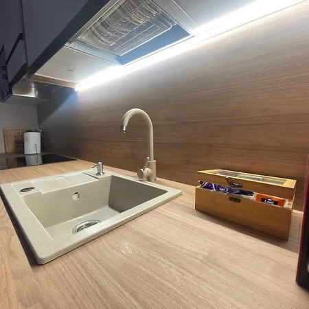 Alishome, Elegante Trilocale Con Vista Mare E Giardino Apartment *