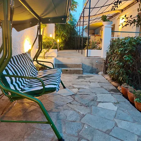 Alishome, Elegante Trilocale Con Vista Mare E Giardino Apartment