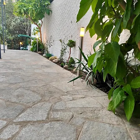 Apartment Alishome, Elegante Trilocale Con Vista Mare E Giardino