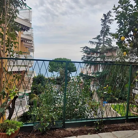 Alishome, Daire Sanremo