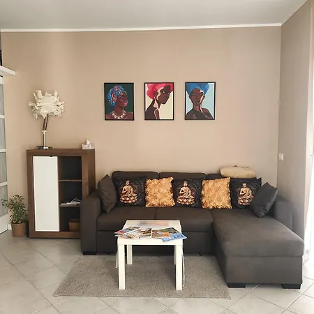 Apartment Alishome, Elegante Trilocale Con Vista Mare E Giardino Sanremo