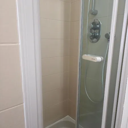 Apartmán Alishome, *
