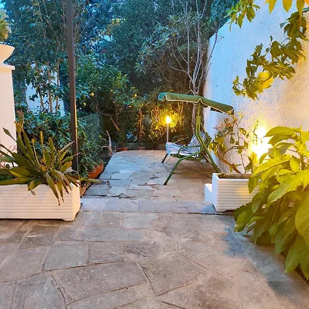 Alishome, Apartmán *