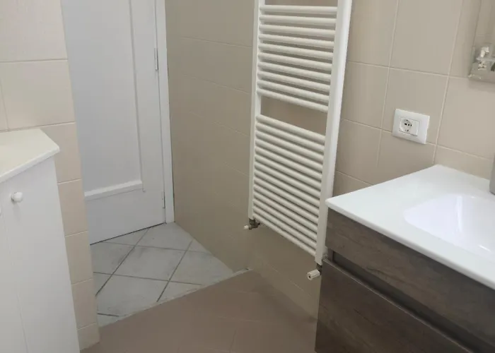 Alishome, Apartmán