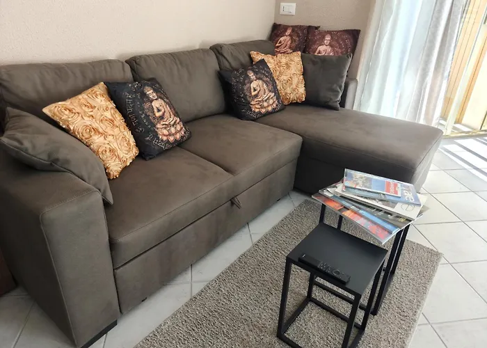 Alishome, Apartmán *